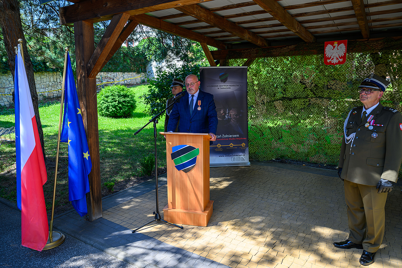 Starosta przy mównicy w WCR Tarnów